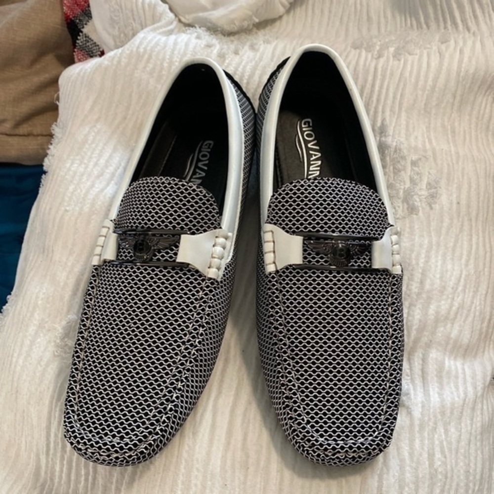 Giovanni slip on grip black white new square toe line loafer shoes size 8
